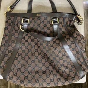 100% Authentic Gucci Abbey Convertible Hobo GG canvas bag